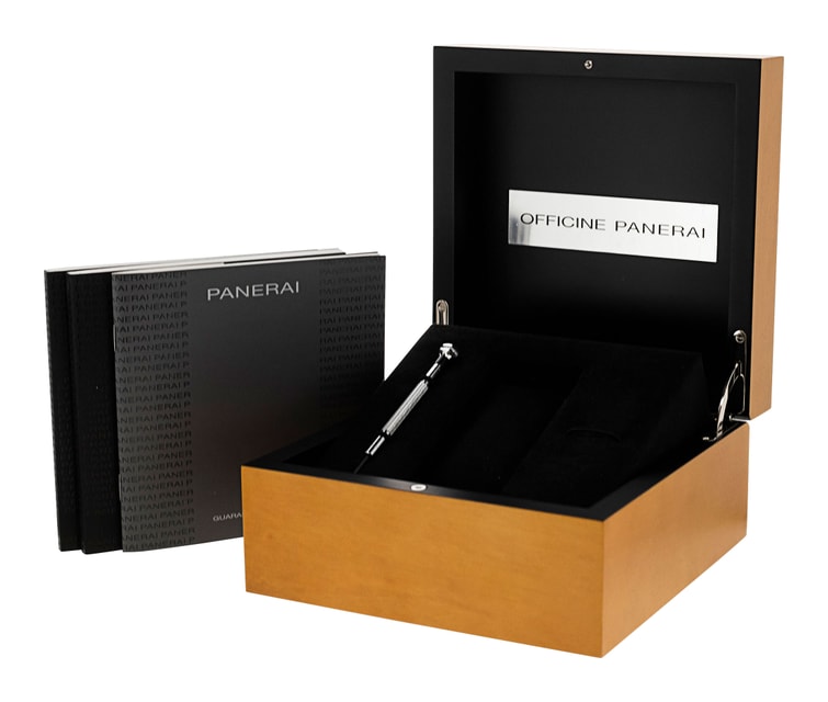 Panerai Luminor GMT PAM00088 Image 4